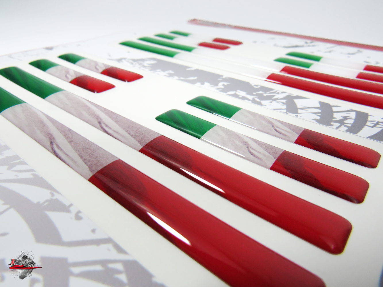 BIKE-label Italien 3D Aufkleber Flaggen 12 Stück Sticker Auto Kfz Motorrad  300122
